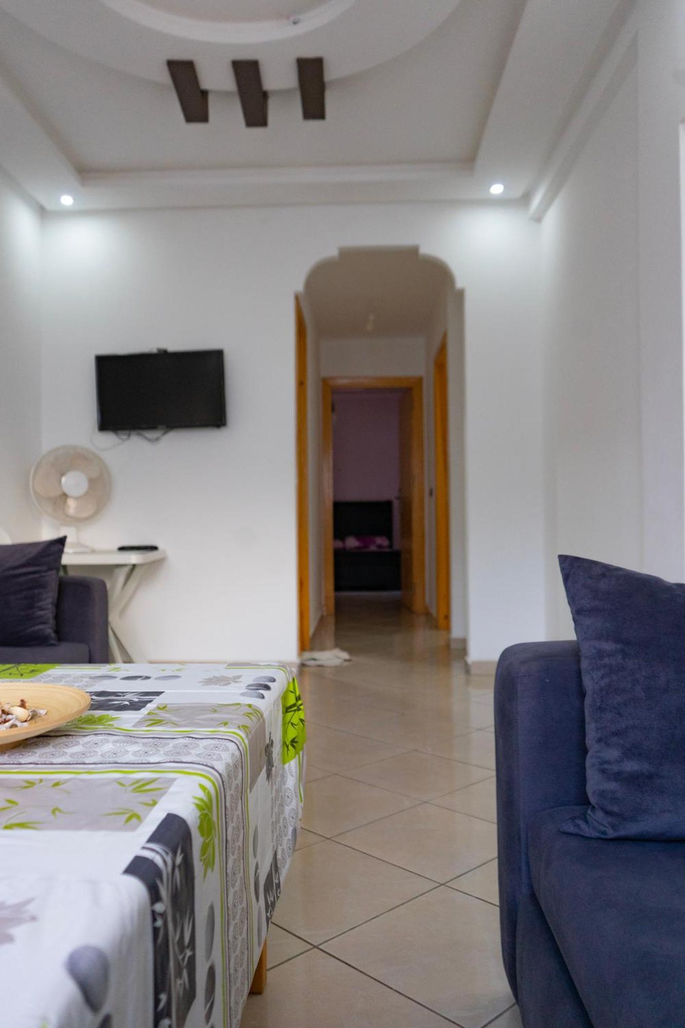 Enjoy Your Vacation Here, 1 Min To The Beach, Only For Families !! Martil Exterior foto